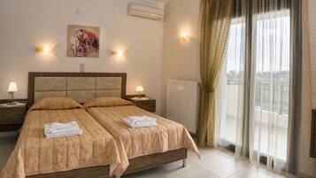 5 bedrooms, in-room safe, iron/ironing board, travel crib