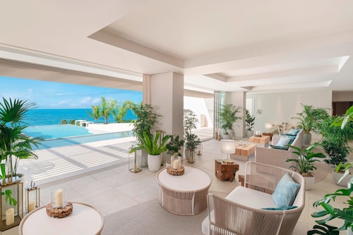 IRAPH SUI, a Luxury Collection Hotel, Miyako Okinawa