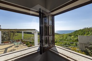 Property grounds - Villa Coxos by ACasaDasCasas (Ericeira)