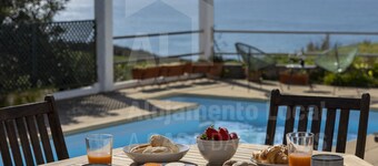 Villa Coxos by ACasaDasCasas