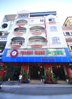Front of property - Truong Giang Hotel (Ho Chi Minh City)