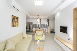 家庭公寓 | 客廳 | 平面電視