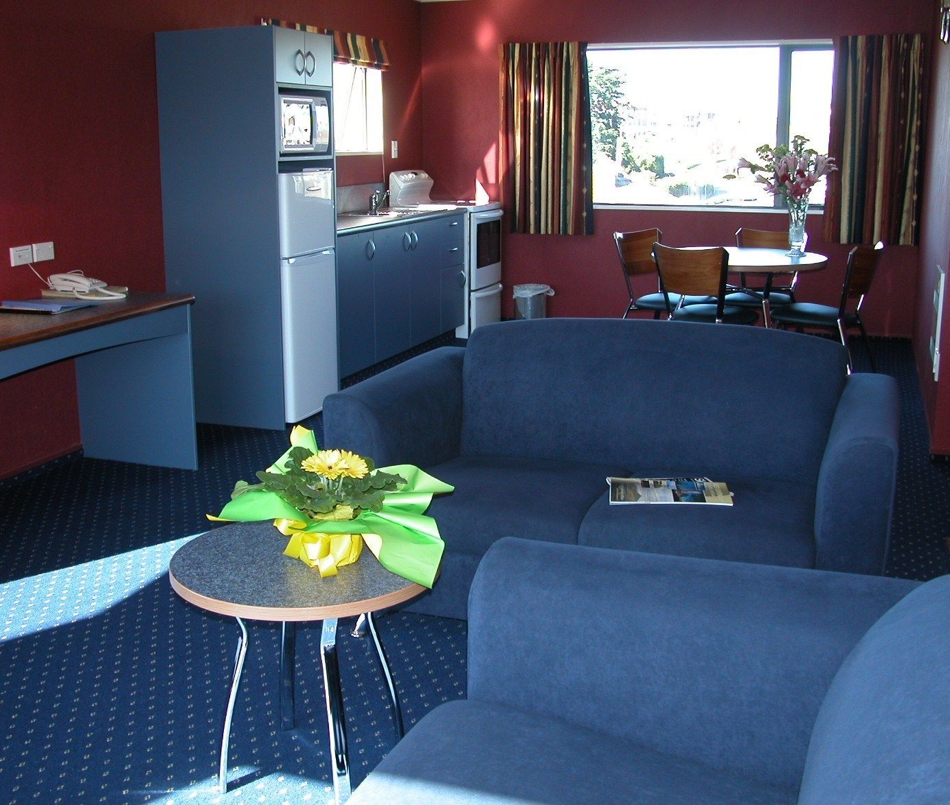 Superior Apartment, 2 Bedrooms, Balcony | Living area | 55-inch Smart TV with satellite channels