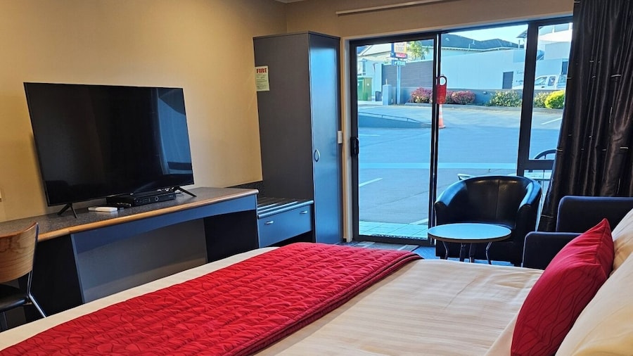 Bay City Motor Lodge