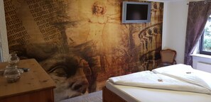 2 عدّة غرف نوم وتجهيزات عازلة للصوت وواي فاي وملاءات أسرّة