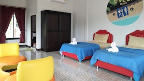 Standard Twin Room | WiFi (free) - Green Resort Rayong (Rayong)
