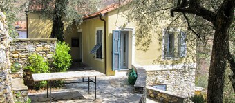 casa Dino - Ligurian country house in perfect tranquility, Maritime Alps and sea