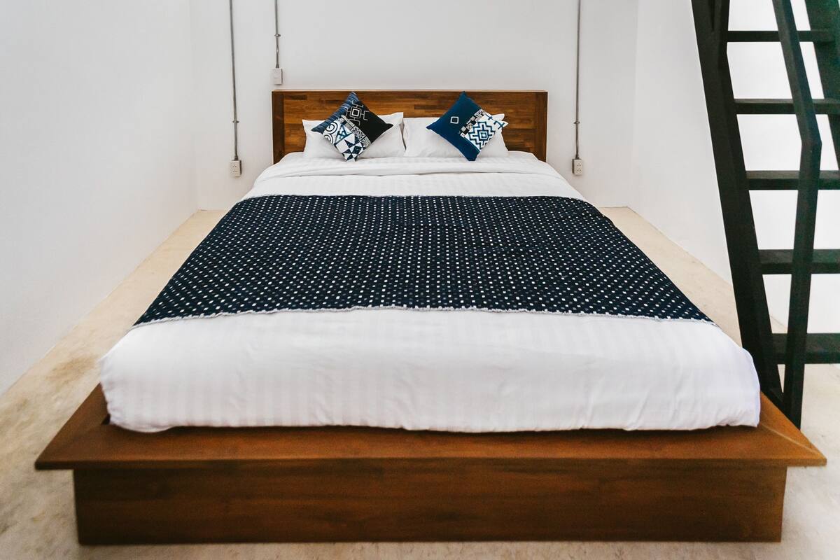Loft | Een minibar, individueel gedecoreerd, geluiddichte muren, gratis wifi