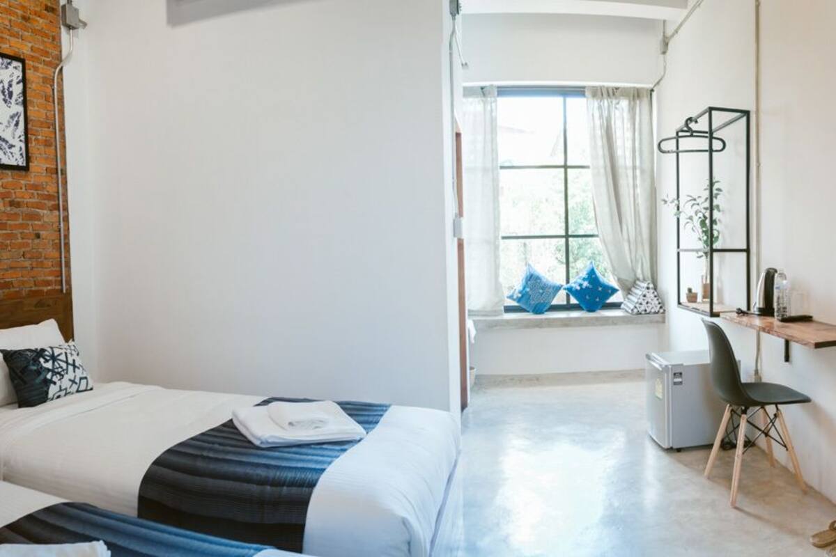 standard twin room | minibar, individually decorated, soundproofing, free wifi