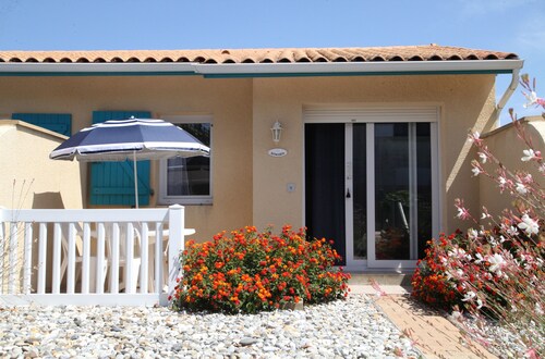 Studio 3 persons 50 m from the beach with private parking, Rated 3 stars