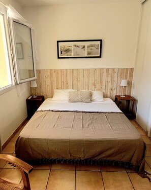 1 bedroom, iron/ironing board, travel cot, free WiFi - Studio 3 persons 50 m from the beach with private parking, Rated 3 stars (Mimizan Plage)