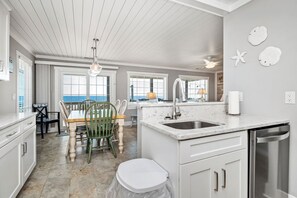 Fridge, microwave, oven, stovetop - Dip Inn: Basic beach house with upgraded appliances (Oak Island)