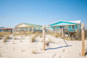 Exterior - Dip Inn: Basic beach house with upgraded appliances (Oak Island)