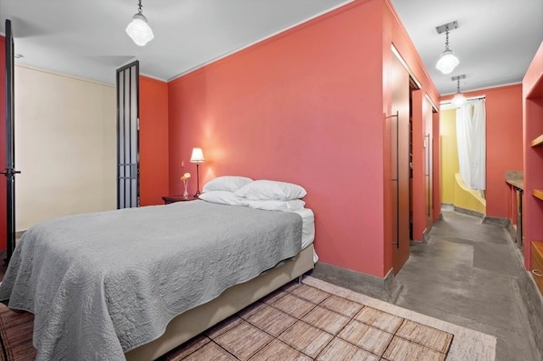 Room - “5 STAR HOTEL TURNED LUXURY RENTAL” the Rieger Hotel!!! (Kansas City)