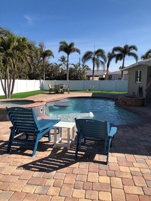 屋外プール、温水プール