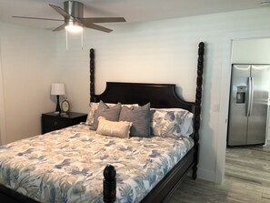 2 室のベッドルーム、アイロン / アイロン台、旅行用ベビーベッド、WiFi (無料)