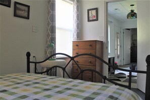 2 habitaciones, tabla de planchar con plancha y wifi gratis 