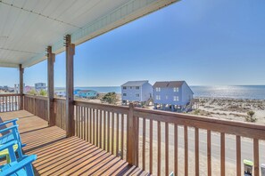 Property grounds - Life is Good: Ocean View Home with Private Pool (Oak Island)