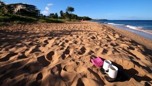 På stranden