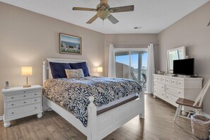 3 chambres, fer et planche à repasser, accès Internet, draps fournis