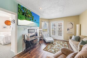 2 chambres, fer et planche à repasser, Wi-Fi gratuit, draps fournis
