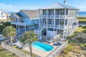 Exterior - Conch Out: Oceanview Home w/Private Pool (Oak Island)