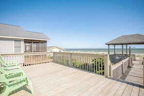 Property grounds - Surf Watch: Oceanfront House in East Beach With Covered Gazebo (Oak Island)