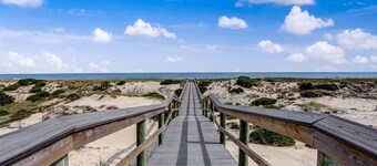 VERNIEUWDE Ocean Front 2 verdiepingen Condo - Toegang tot Amelia Island Golf & Beach Club