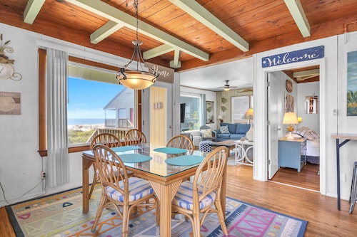 Sea Sage: 3 BR / 2 BA Haus in Oak Island, Schlafmöglichkeiten für 8