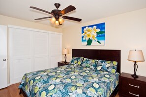 1 bedroom, iron/ironing board, free WiFi, bed sheets - Oceanfront on Kauai starting at $140/night! (Kapaa)
