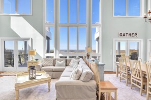 Televisión, chimenea y reproductor de DVD 