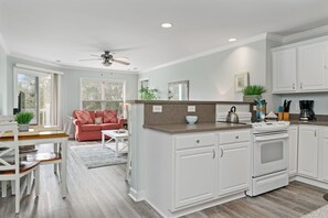 Dishwasher, coffee/tea maker, highchair, cookware/dishes/utensils - Sea Esta: Condo with Community Pool and Elevator (Oak Island)