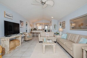TV, books - Caswell Cabana: Oceanfront, Split Floor Plan, Views of Lighthouse (Caswell Beach)