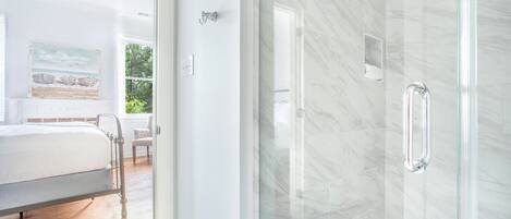 3 chambres, bureau, fer et planche à repasser, Wi-Fi gratuit