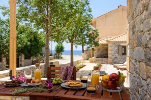 Superior Double Room, Non Smoking | Outdoor dining - Calme Suites Mani (West Mani)