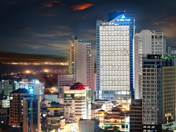 Exterior - St Giles Hotel Makati (Makati)