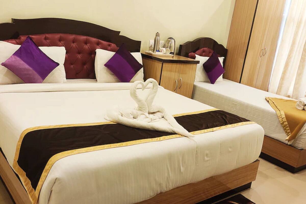 Family Triple Room | Desk, soundproofing