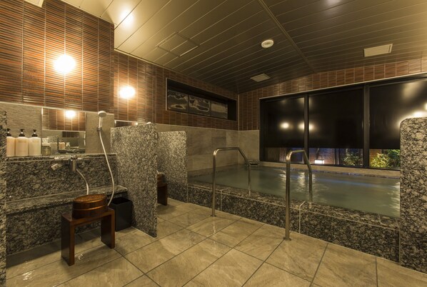 Public bath - Sanco Inn Osaka Yodoyabashi Shikinoyu (Osaka)