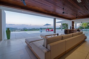 Villa, 4 Bedrooms | Living room | LED TV, DVD player - Villa Bliss (Kuta)