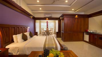 Premium Plantation Room