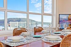 Southbound@theWharf 2 | In-room dining