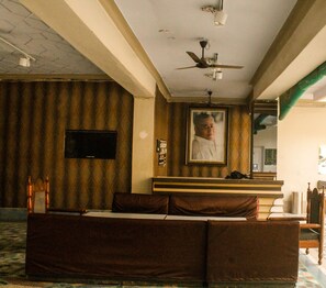 Reception - Hotel Anand Palace (Gwalior)