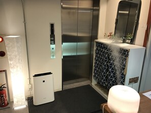 Reception - bnb+ Ninja Otsuka - Hostel (Tokyo)