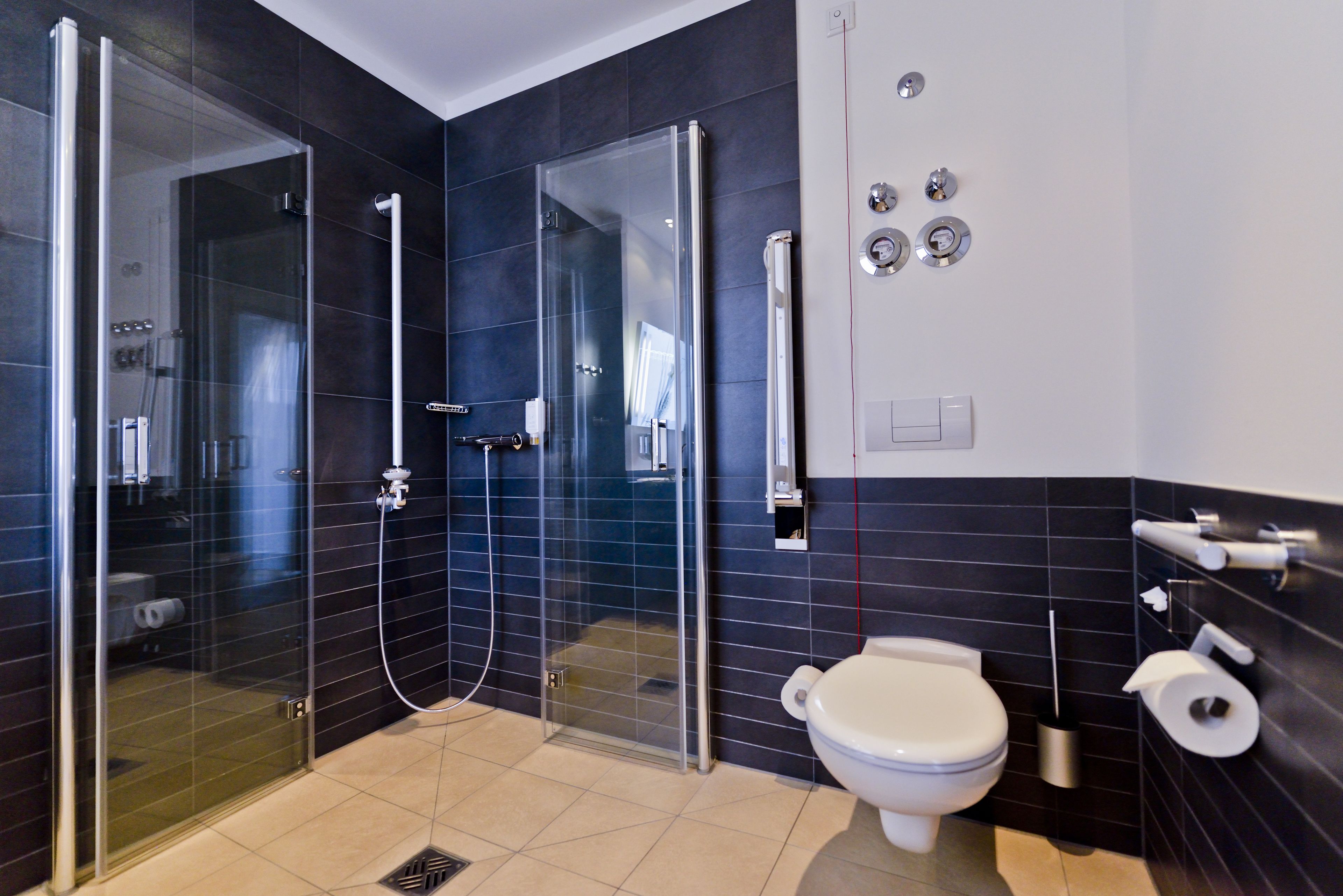 single room, non smoking | laptop workspace, blackout curtains, free wifi, bed sheets