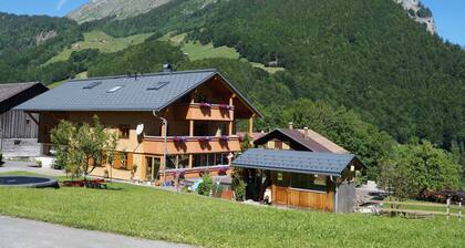 Chambre Triple clippers - GĂ€stehaus Margreth