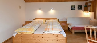 Rooms Klippern Triple room - Gästehaus Margreth