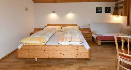 Chambre Triple clippers - GĂ€stehaus Margreth