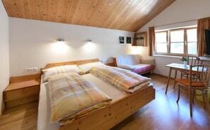 1 bedroom, in-room safe, travel cot, WiFi