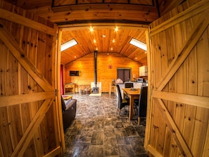 Luxury Apartment, Ensuite (and Jet bath) | 1 bedroom - New Forest Lodges (Wimborne)