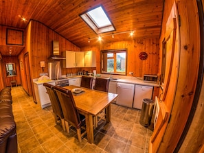 Apartment, Ensuite (and Shared Bathroom) | 1 bedroom - New Forest Lodges (Wimborne)